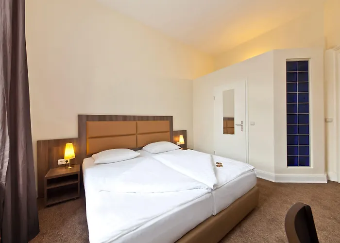 Koenigshof Hotel 3*